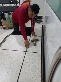 งานติดตั้งพื้นยกระดับ RaisedFloor HPL โรงงานน้ำตาล ราชบุรี ห้อง Control DCS Room 