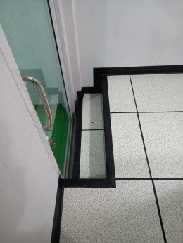 งานติดตั้งพื้นยกระดับ RaisedFloor HPL โรงงานน้ำตาล ราชบุรี ห้อง Control DCS Room 