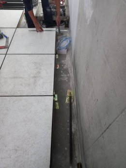 งานติดตั้ง พื้นยกระดับ Raised Floor  ห้องควบคุม(Control Room) บริษัท เทอราโกร เฟอร์ติไลเซอร์ จำกัด(ปุ๋ยตรามงกุฏ) อ.นครหลวง จ.พระนครศรีอยุธยา