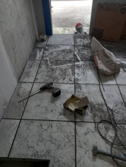 งานติดตั้ง พื้นยกระดับ Raised Floor  ห้องควบคุม(Control Room) บริษัท เทอราโกร เฟอร์ติไลเซอร์ จำกัด(ปุ๋ยตรามงกุฏ) อ.นครหลวง จ.พระนครศรีอยุธยา