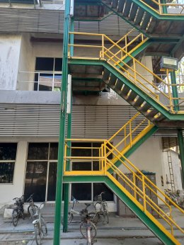 งานติดตั้งแผ่น RaisedFloor HPL Woodcore 