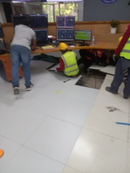 งานติดตั้งแผ่น RaisedFloor HPL Woodcore 