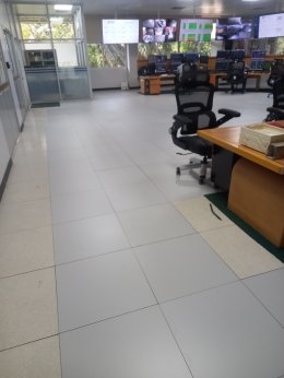 งานติดตั้งแผ่น RaisedFloor HPL Woodcore 