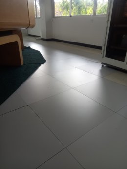 งานติดตั้งแผ่น RaisedFloor HPL Woodcore 