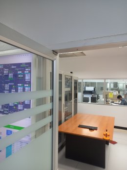 งานติดตั้งแผ่น RaisedFloor HPL Woodcore 