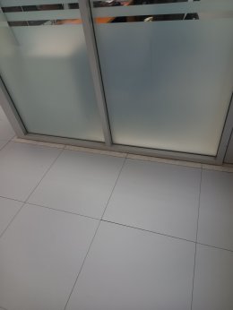 งานติดตั้งแผ่น RaisedFloor HPL Woodcore 