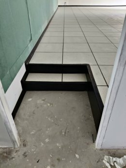 โครงการ ติดตั้งพื้นยกระดับ Raised Floor  พื้นที่ 140 ตรม สูง 30 ซ.ม 