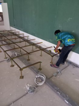 โครงการ ติดตั้งพื้นยกระดับ Raised Floor  พื้นที่ 140 ตรม สูง 30 ซ.ม 