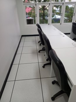 โครงการ ติดตั้งพื้นยกระดับ Raised Floor  พื้นที่ 140 ตรม สูง 30 ซ.ม 