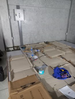 งานติดตั้งพื้นยกระดับ สูง 25 ซ.ม RaisedFloor HPL ห้อง Server Room 