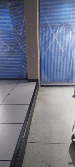 งานติดตั้งพื้นยกระดับ สูง 25 ซ.ม RaisedFloor HPL ห้อง Server Room 