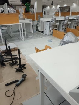 งานติดตั้งพื้นยกระดับ  RaisedFloor HPL พื้นที่ 378 ตรม สูง 22 ซ.ม ห้องฝึกหัดทันตกรรม