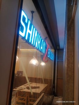 ควบคุมงานตกแต่งร้าน Shinkanzen Sushi สาขา โลตัส บางนา-ตราด