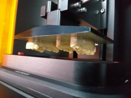 บริการติดตั้ง เครื่อง AccuFab-D1 Dental 3D Printer พร้อมติดตั้ง Program Maestro 3D บริษัท ทีแคร์พลัส เดนทัลเเล็บ จำกัด จังหวัดเชียงใหม่