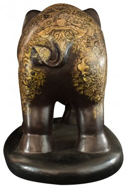 57. L'éléphant enragé (L'éléphant Naragiri)