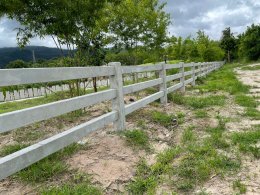 ผลงานการใช้ รั้วคอกม้า (Cowboy Fence)