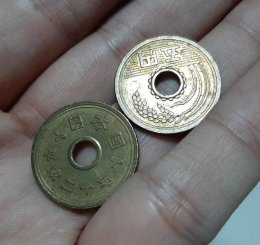 เหรียญ5เยนเครื่องลางนำโชค