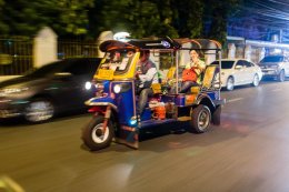 tuk tk food tour