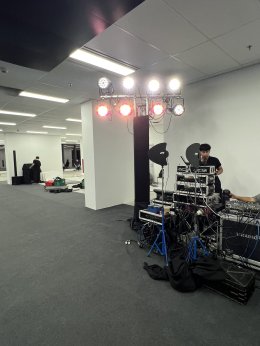 งานแพรวไอคอนนิค ตึก kronos วันที่ 11 ตค 67 ติดตั้งเครื่องเสียง ไฟ ทรัส by vsoundqlighting 