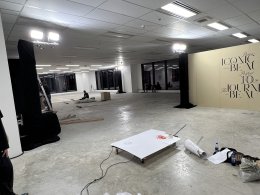 งานแพรวไอคอนนิค ตึก kronos วันที่ 11 ตค 67 ติดตั้งเครื่องเสียง ไฟ ทรัส by vsoundqlighting 