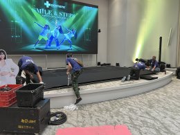 จัดงานประกวดเต้น ติดตั้ง เวที 6x4.8 เมตร สูง 10 ซม.พร้อมปูพรมดำใหม่ ที่ SMOOTH LIFE TOWER ชั้น 23 สวย เรียบ โปร