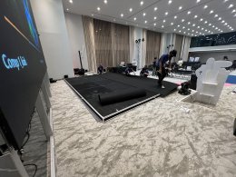 จัดงานประกวดเต้น ติดตั้ง เวที 6x4.8 เมตร สูง 10 ซม.พร้อมปูพรมดำใหม่ ที่ SMOOTH LIFE TOWER ชั้น 23 สวย เรียบ โปร