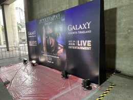 ให้เช่าไฟ par led / spotlight ส่องแบล็กดร็อบถ่ายรูป บู๊ธงานต่างๆ