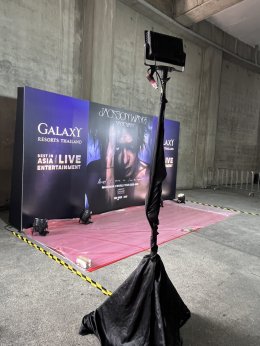 ให้เช่าไฟ par led / spotlight ส่องแบล็กดร็อบถ่ายรูป บู๊ธงานต่างๆ