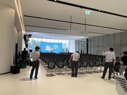 ทีมงาน V Sound Q Lighting ติดตั้งระบบเครื่องเสียงและแสงสีเสียง ณ One Bangkok Forum