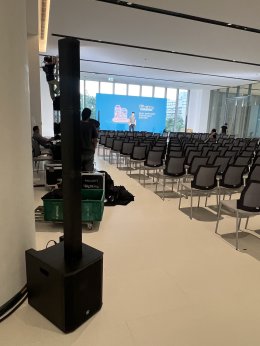 ระบบเสียงคมชัดรองรับผู้ชมจำนวนมากในฮอลล์ One Bangkok Forum