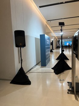 ระบบเสียงทรงพลังและลำโพงคุณภาพสูงพร้อมใช้งานใน One Bangkok Forum