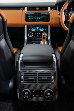  RANGE ROVER SPORT SVR ราคาจำหน่ายเริ่มต้น 13,999,000 บาท