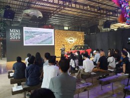 มินิ ประเทศไทย ยกทัพมินิทุกตระกูลสู่งาน MINI Expo 2019   โดย มินิ คูเปอร์ เอสคันทรีแมน โพรไฟล์ใหม่ในราคาเร้าใจกว่าเดิม พร้อม ยกระดับเทคโนโลยี MINI Connected เพื่อการเชื่อมต่ออย่างไร้ขีดจำกัด