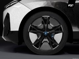 BMW โชว์เหนือที่งาน CES 2022 เปิดตัว BMW iX Flow กดปุ่มเปลี่ยนสีรถได้!