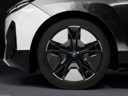 BMW โชว์เหนือที่งาน CES 2022 เปิดตัว BMW iX Flow กดปุ่มเปลี่ยนสีรถได้!