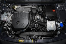 เมอร์เซเดส-เบนซ์ เปิดตัว The new เมอร์เซเดส-เบนซ์ เปิดตัว The new Mercedes-Benz A-Class เจเนอเรชันที่ 4 ก้าวแรกสู่โลกแห่งพรีเมี่ยมคอมแพ็คคาร์               A-Class เจเนอเรชันที่ 4 ก้าวแรกสู่โลกแห่งพรีเมี่ยมคอมแพ็คคาร์              
