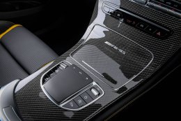 ขีปนาวุธแห่งท้องถนน Mercedes-AMG GLC 63 S 4MATIC+ Coupé ราคา 10,790,000 บาท