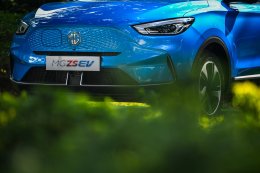 NEW MG ZS EV รถพลังงานไฟฟ้า 100% ในรูปแบบ SUV ที่มาพร้อมคอนเซ็ปต์ “TRULY EASY” 
