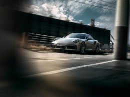 ที่สุดแห่ง 911 ยกระดับความสปอร์ตขึ้นอีกขั้น  ความเป็น 911, ความเป็นเทอร์โบ, คือ ความใหม่หมดจด: ปอร์เช่ 911 เทอร์โบ เอส (Porsche 911 Turbo S)