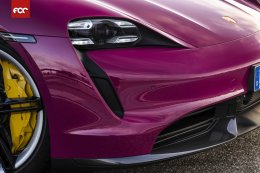 Porsche Taycan  MY 2021 ยกระดับเทคโนโลยี เสริมอุปกรณ์ล้ำสมัย เพิ่มสีใหม่ Rubystar , Acid Green 