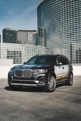 BMW โชว์นวัตกรรมอันล้ำหน้าด้วยระบบ " BMW i Interaction EASE " ปูทางวิสัยทัศน์ของยานยนต์แห่งอนาคตอันใกล้ 