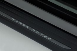 แลนด์โรเวอร์เปิดตัว NEW RANGE ROVER สร้างนิยามใหม่ของการเดินทางที่หรูหรา