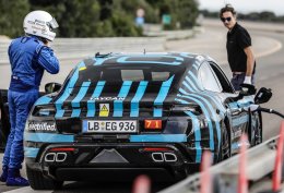 ปอร์เช่ ไทคานน์ (Porsche Taycan) คันต้นแบบ ผ่านการวิ่งทดสอบระยะยาวใน Nardò