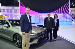วอลโว่ เปิดตัว The All-New Volvo V60 ในงานมหกรรมยานยนต์ครั้งที่ 36  สัมผัสสุดยอดยนตกรรมระดับอัลตร้าลักชัวรี่กับขุมพลัง Plug-in Hybrid Sporty Premium Estate พร้อมนวัตกรรมและเทคโนโลยีความปลอดภัยที่ไร้คู่แข่ง  