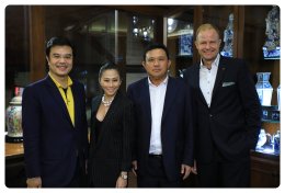 บีเอ็มดับเบิลยู กรุ๊ป ประเทศไทย จัดดินเนอร์สุดเอ็กซ์คลูซีฟ เปิด บีเอ็มดับเบิลยูซีรีส์ 8 ใหม่ ให้บุคคลสำคัญและเซเลบริตี้ของไทยได้ ยลโฉมกันอย่างใกล้ชิด 