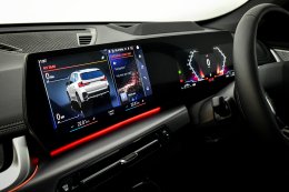 เปิดตัวบีเอ็มดับเบิลยู X1 xDrive30e M Sport ใหม่ ยกระดับประสบการณ์การขับขี่ Sports Activity Vehicle (SAV) ด้วยระบบปลั๊กอินไฮบริดพร้อมสมรรถนะที่เหนือชั้นในกลุ่มรถยนต์พรีเมียมคอมแพกต์
