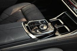 เปิดราคาอย่างเป็นทางการ BMW i7 M70 xDrive ราคาจำ9,999,000 บาท 