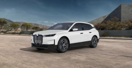 ฺBMW iX xDrive40 มอบประสบการณ์ขับขี่ที่เป็นมิตรต่อสิ่งแวดล้อมควบคู่การเดินทางสะดวกสบายบนท้องถนน