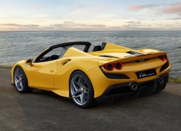 Ferrari F8 Spider