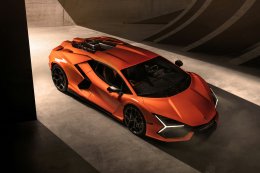 Lamborghini Revuelto  เปิดปรากฏการณ์ใหม่แห่งรถยนต์ซูเปอร์สปอร์ต ระบบไฟฟ้าปลั๊กอินไฮบริดเครื่องยนต์ V12 สมรรถนะสูงรุ่นแรกของโลก